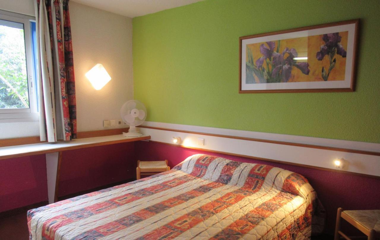 Hotel Hexagone Prades (Pyrenees-Orientales) Exterior photo